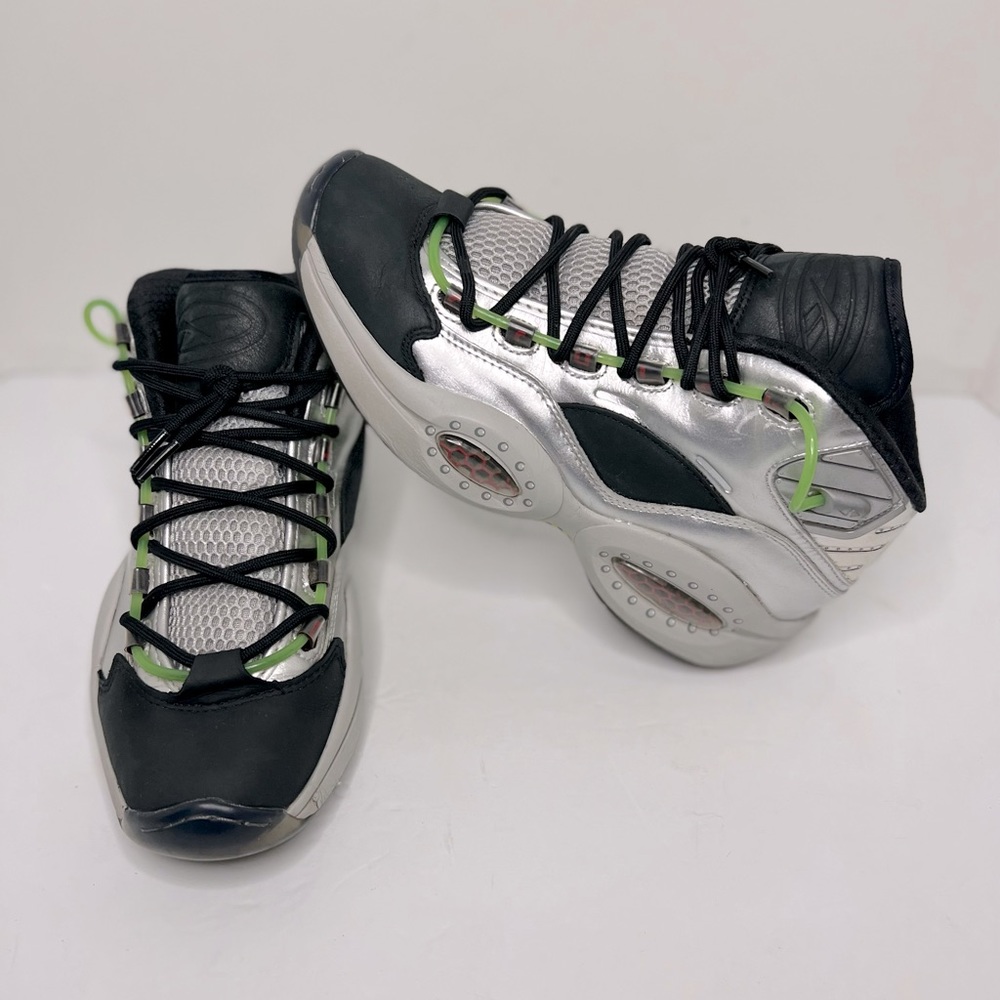 Reebok Question Mid x Illuminations Minions Size 9